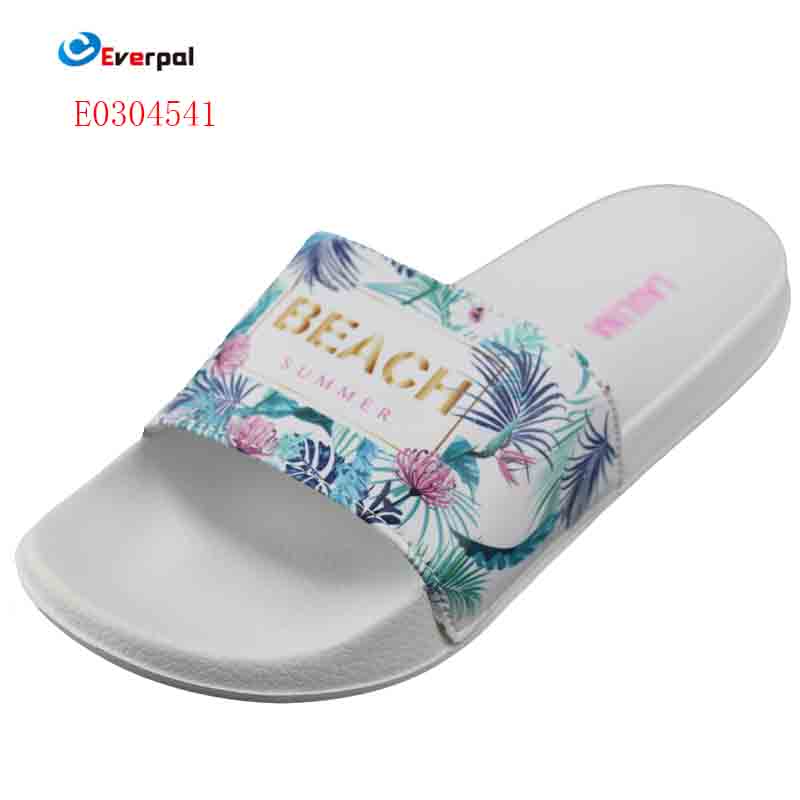 Como os sapatos florais femininos podem adicionar conforto e estilo à moda do dia a dia